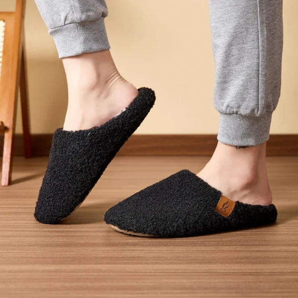 לייט קושן - נעלי בית אורטופדיות לחורף להקלת כאבים ושמירה על חום הגוף