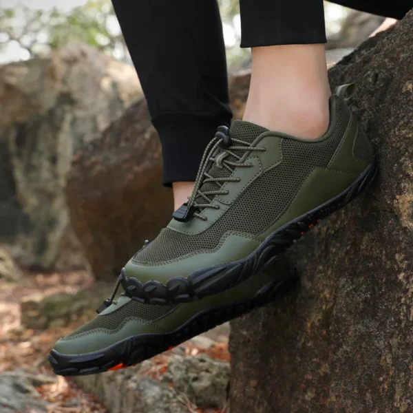 טראוול אקסטרים - נעלי יחפנים אורטופדיות להקלת כאב